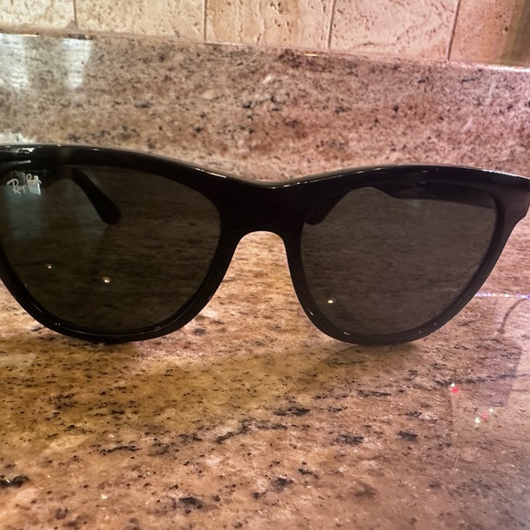 Ray-Ban 54mm Wayfarer Sunglasses - Picture 2 of 5
